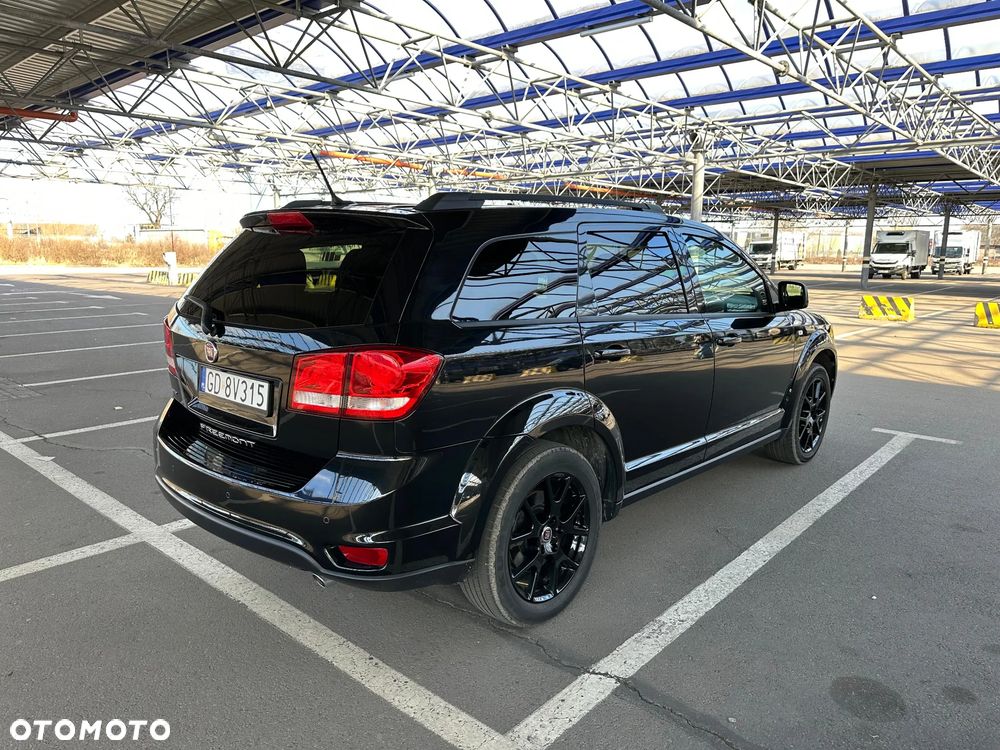 Fiat Freemont 2.0 Multijet 16V DPF Automatik Allrad Black Code - 15