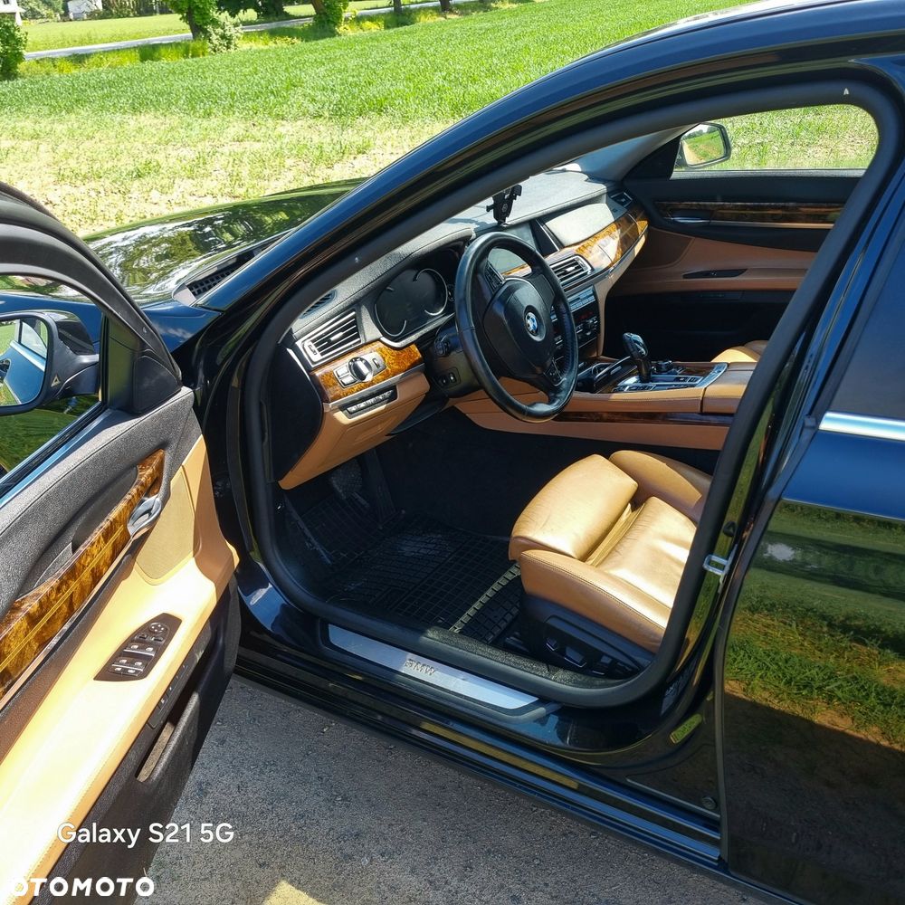 BMW Seria 7 - 4