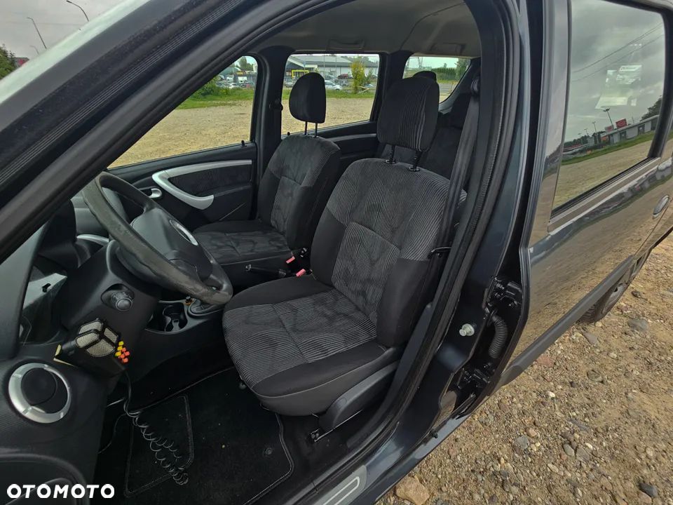 Dacia Logan 1.6 Laureate - 18
