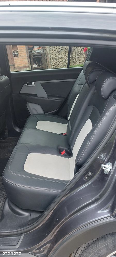 Kia Sportage 1.7 CRDI Business Line L 2WD - 9