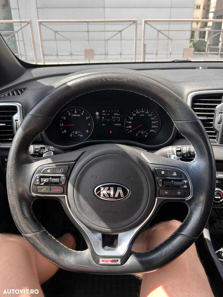 Kia Sportage 1.6 T-GDI 7DCT 4x4 GT Line - 13
