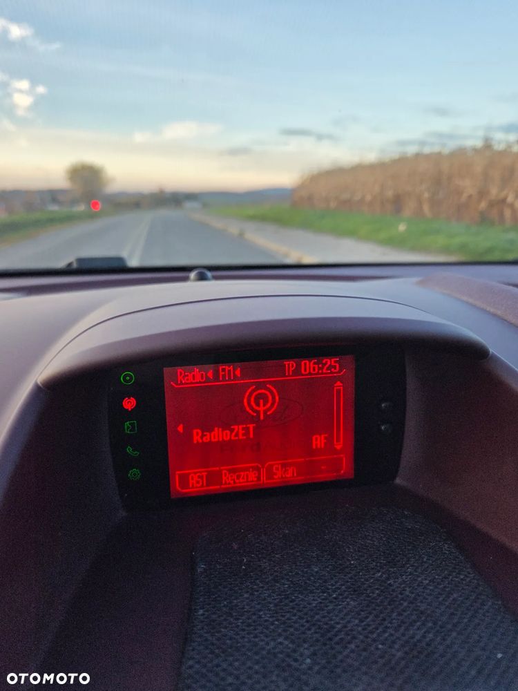 Ford Fiesta 1.25 Titanium - 29