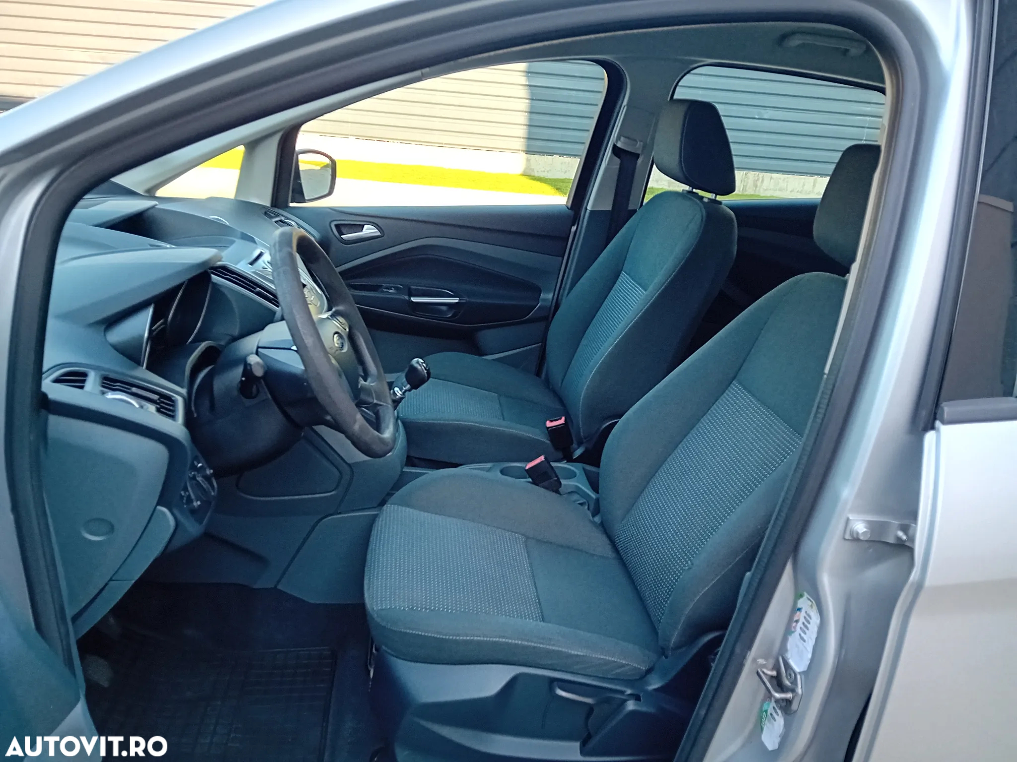 Ford Focus Turnier 1.6 EcoBoost Start-Stopp-System Titanium - 9