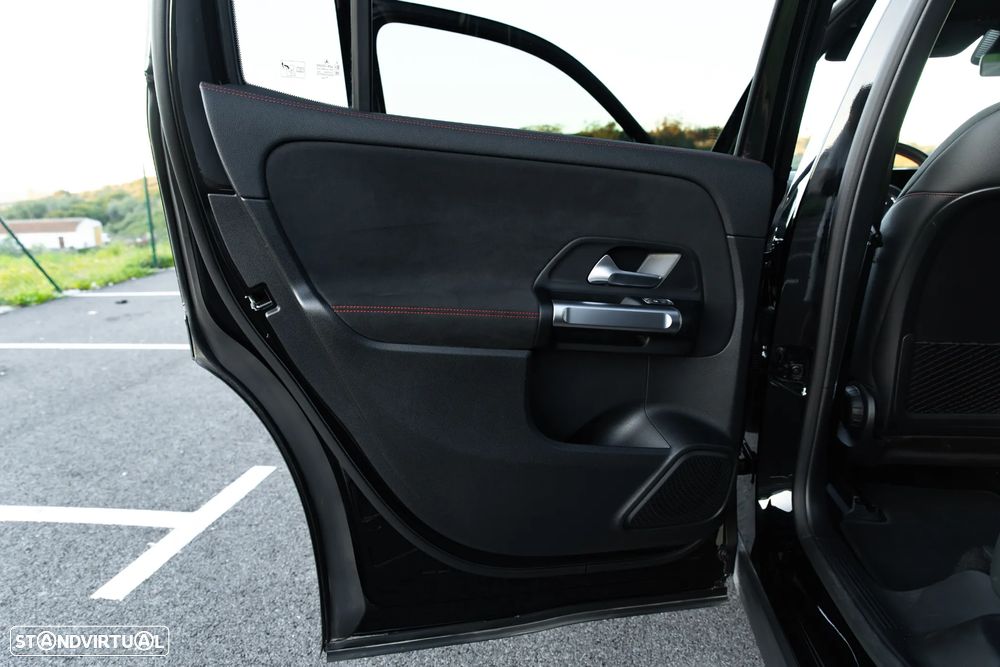 Mercedes-Benz EQB 250 AMG Line - 17