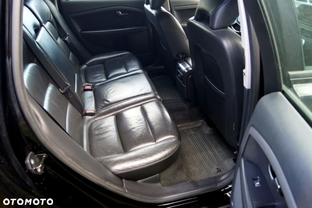 Volvo V70 T4 Powershift Kinetic - 20