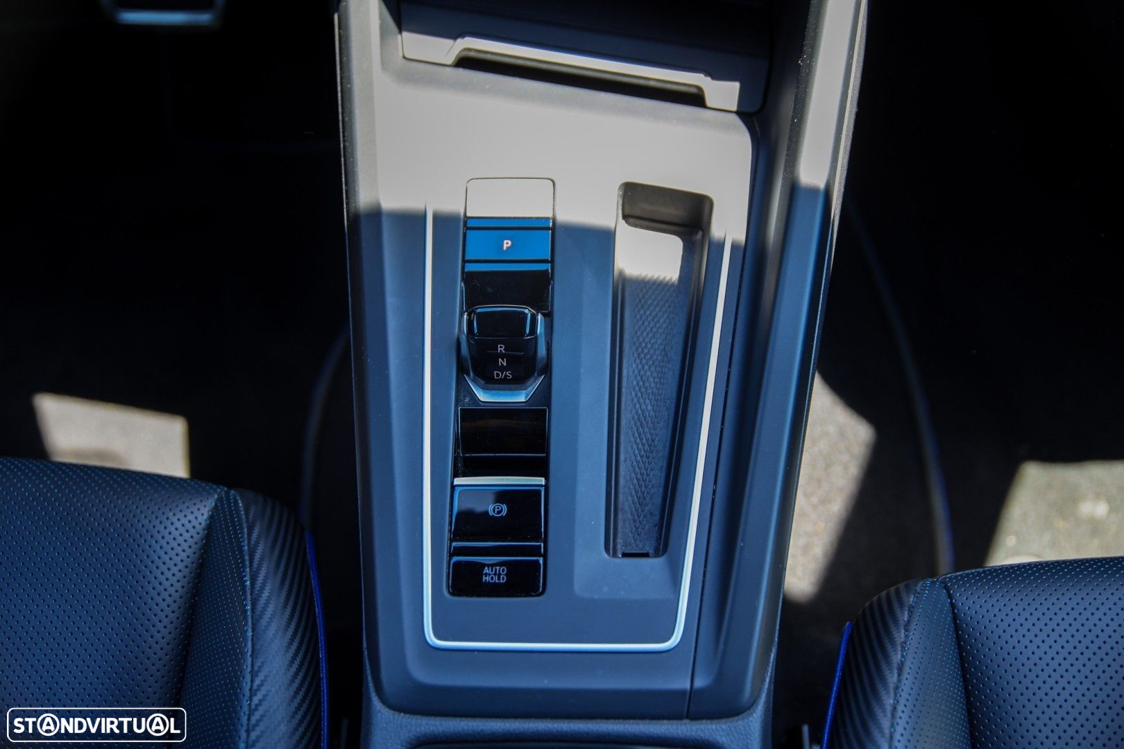 VW Golf 2.0 TSI R DSG - 8