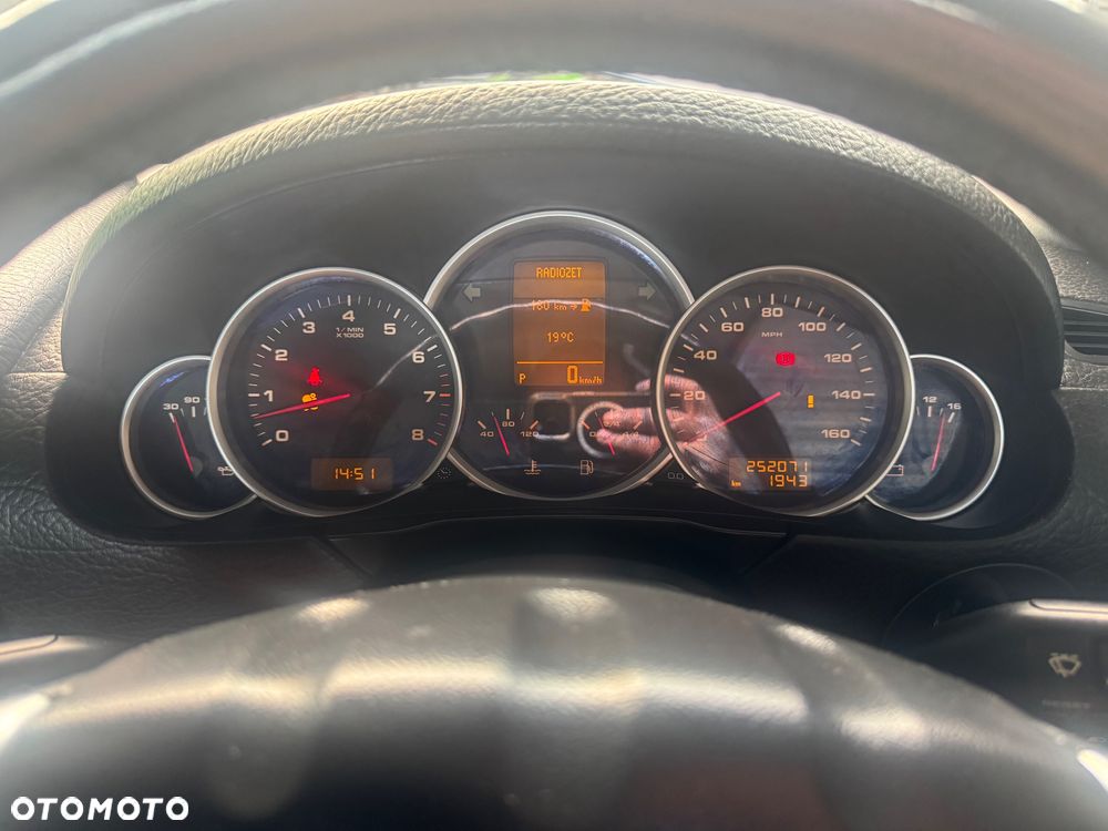 Porsche Cayenne S Tiptronic - 27
