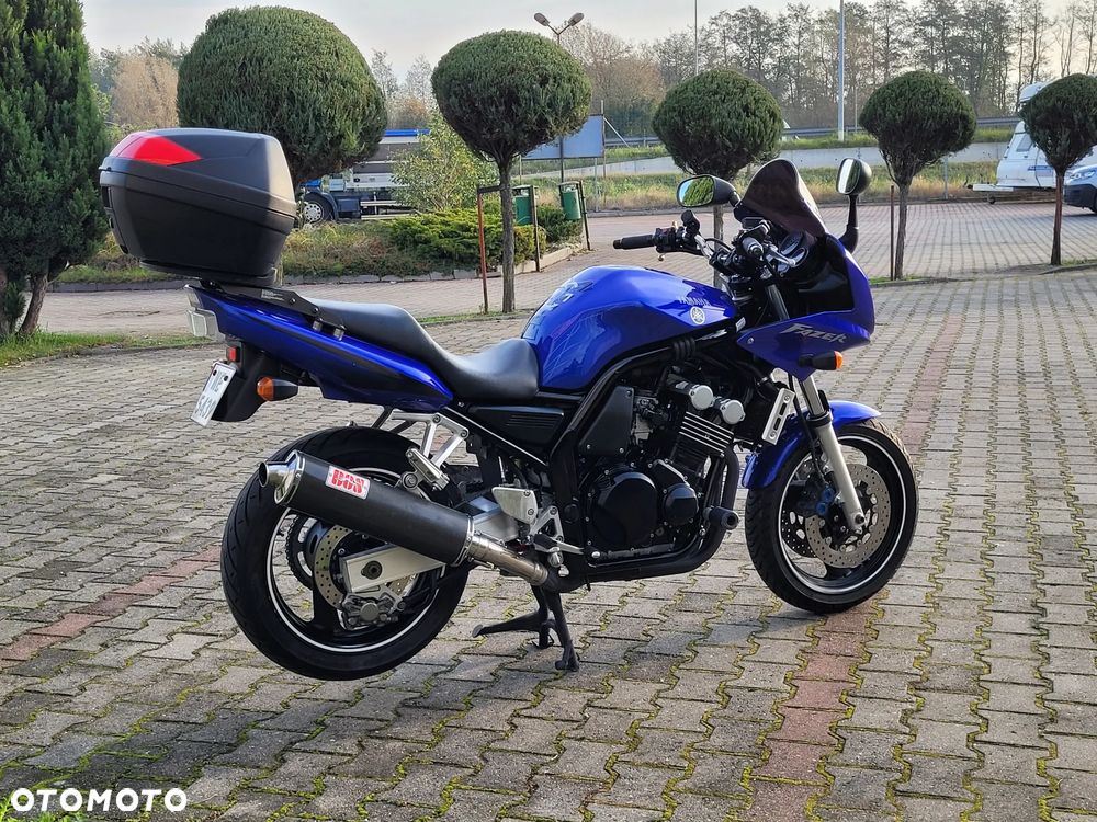 Yamaha FZS - 15