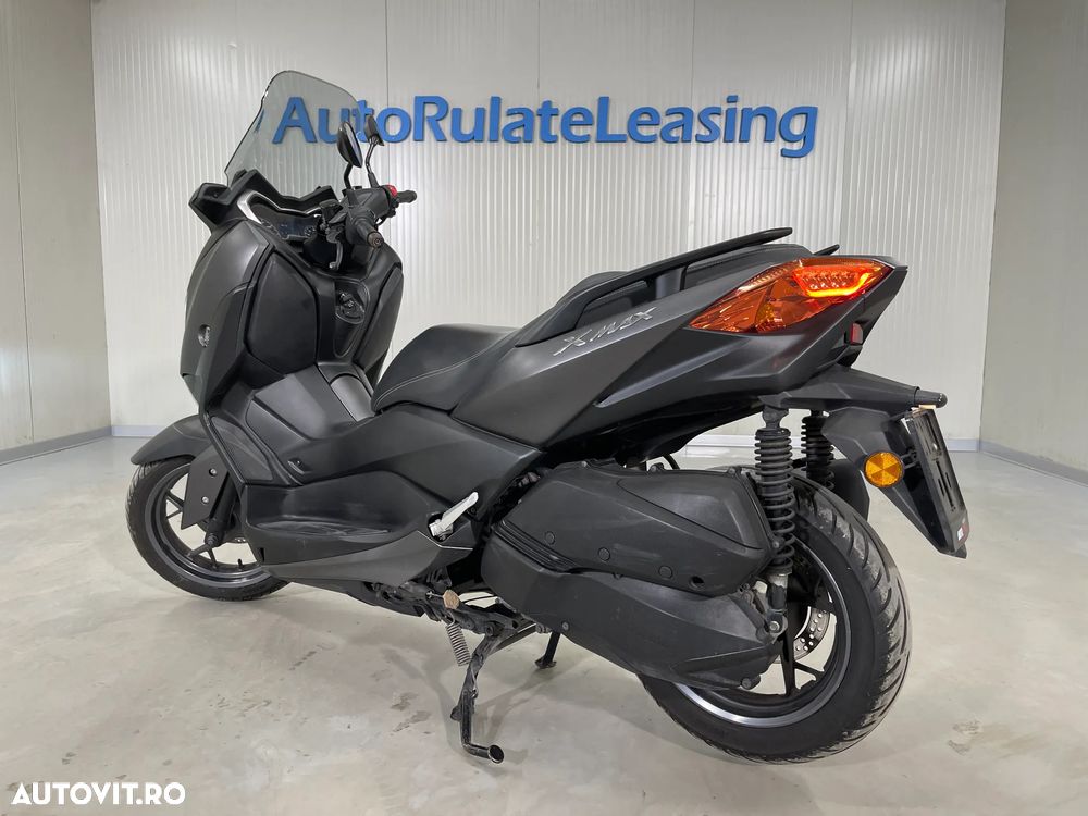 Yamaha XMAX 300 - 3