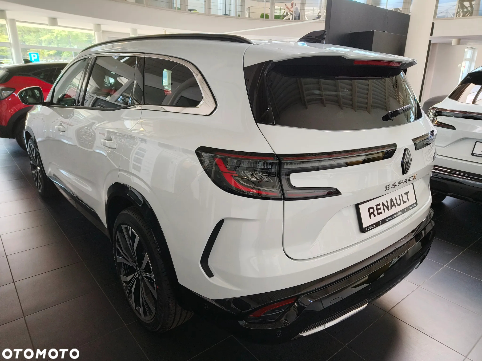 Renault Espace 1.2 E-Tech Full Hybrid 200 Iconic MMT 5os - 4