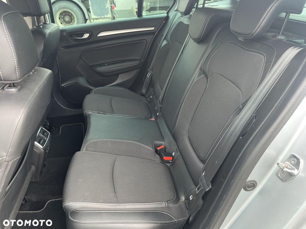 Renault Megane 1.5 Blue dCi Intens EDC - 16