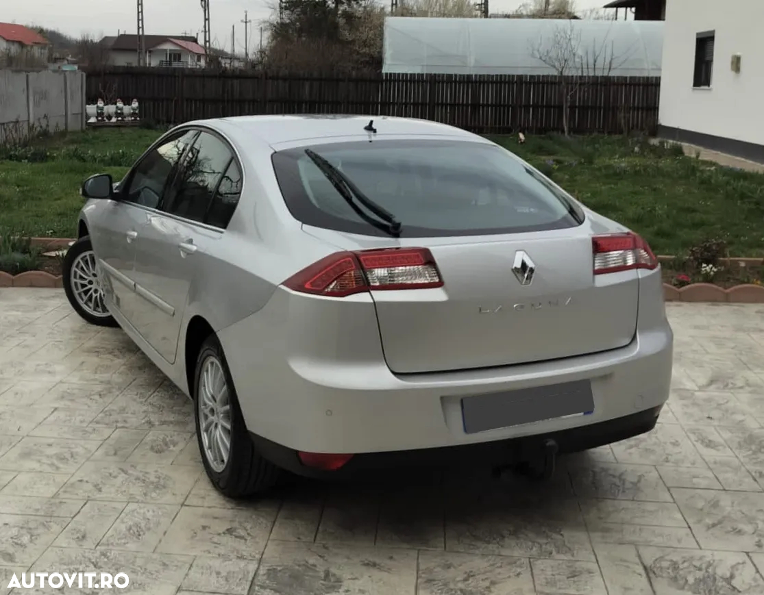 Renault Laguna - 4
