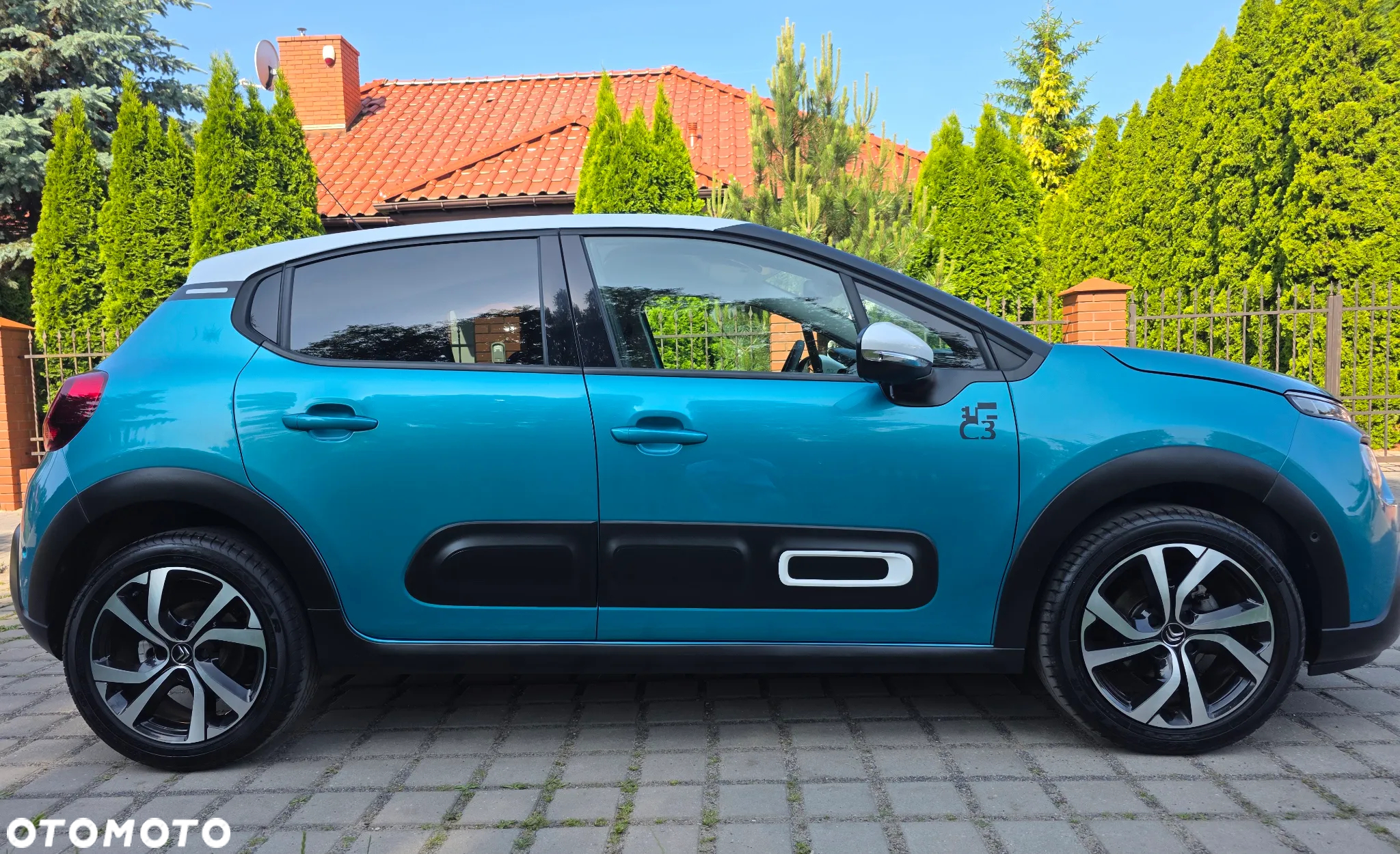 Citroën C3 1.2 PureTech Shine EAT6 - 4
