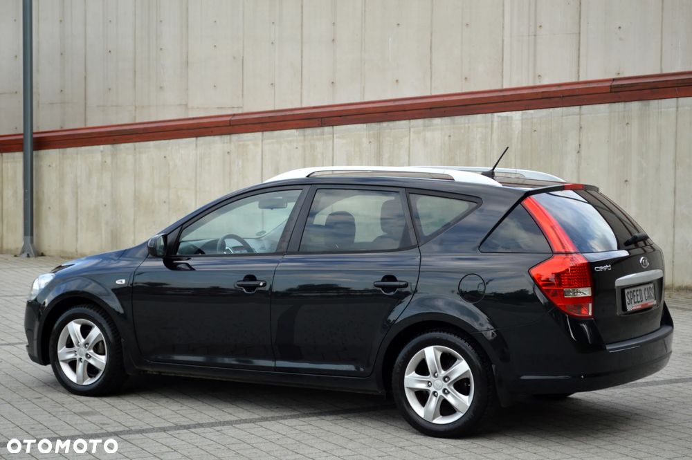 Kia Ceed - 6