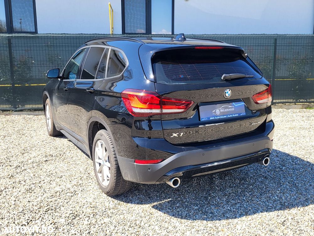 BMW X1 sDrive18d AT - 3