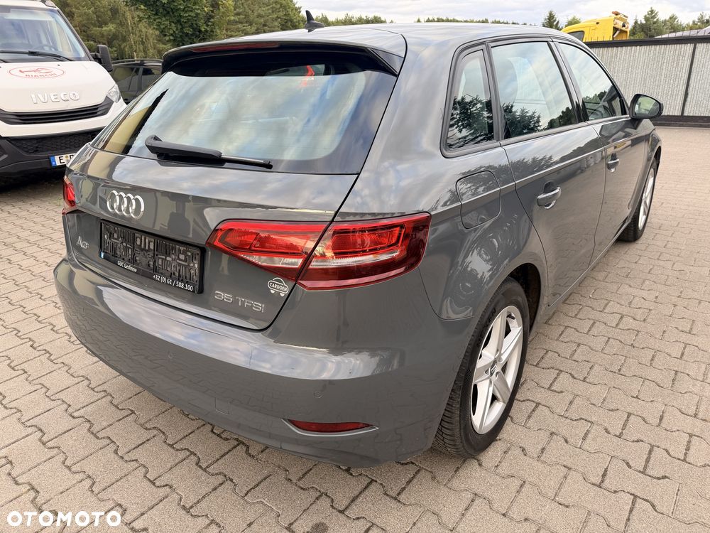 Audi A3 Sportback - 4