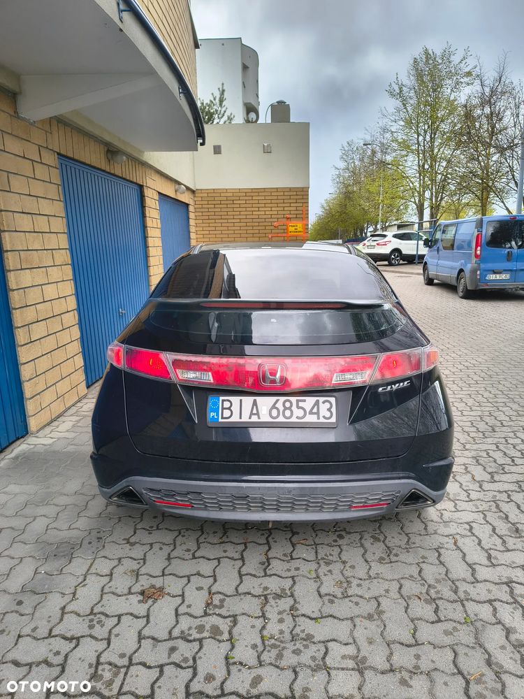 Honda Civic 1.8 Executive - 2