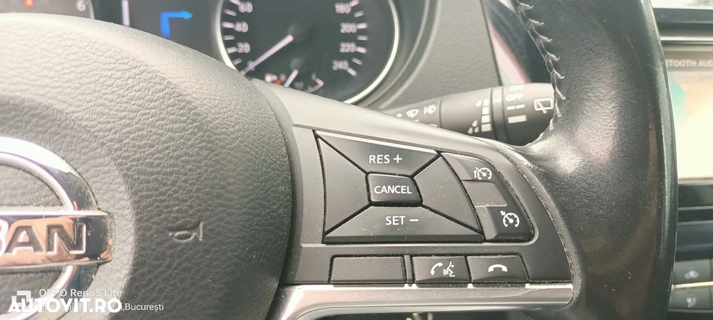 Nissan Qashqai 1.2 DIG-T Start/Stop N-Connecta - 29