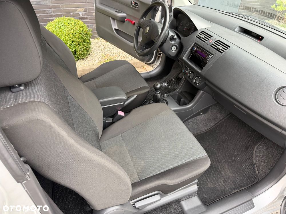 Suzuki Swift 1.3 Comfort - 14