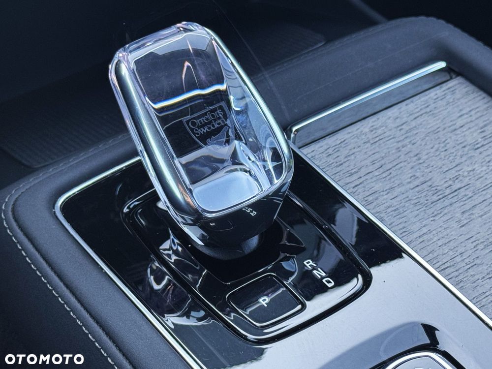 Volvo XC 90 - 20