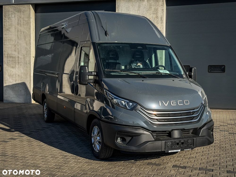 Iveco 35S18HV L4H3 - 10