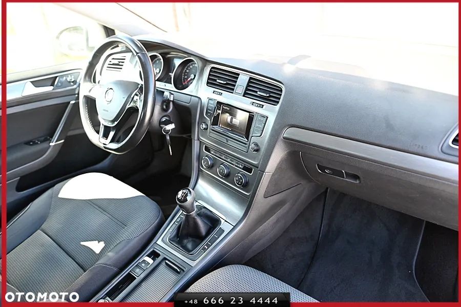 Volkswagen Golf 1.2 TSI MATCH - 15