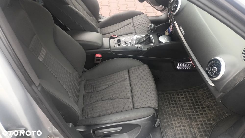 Audi A3 Sportback 1.4 TFSI CoD S tronic - 16