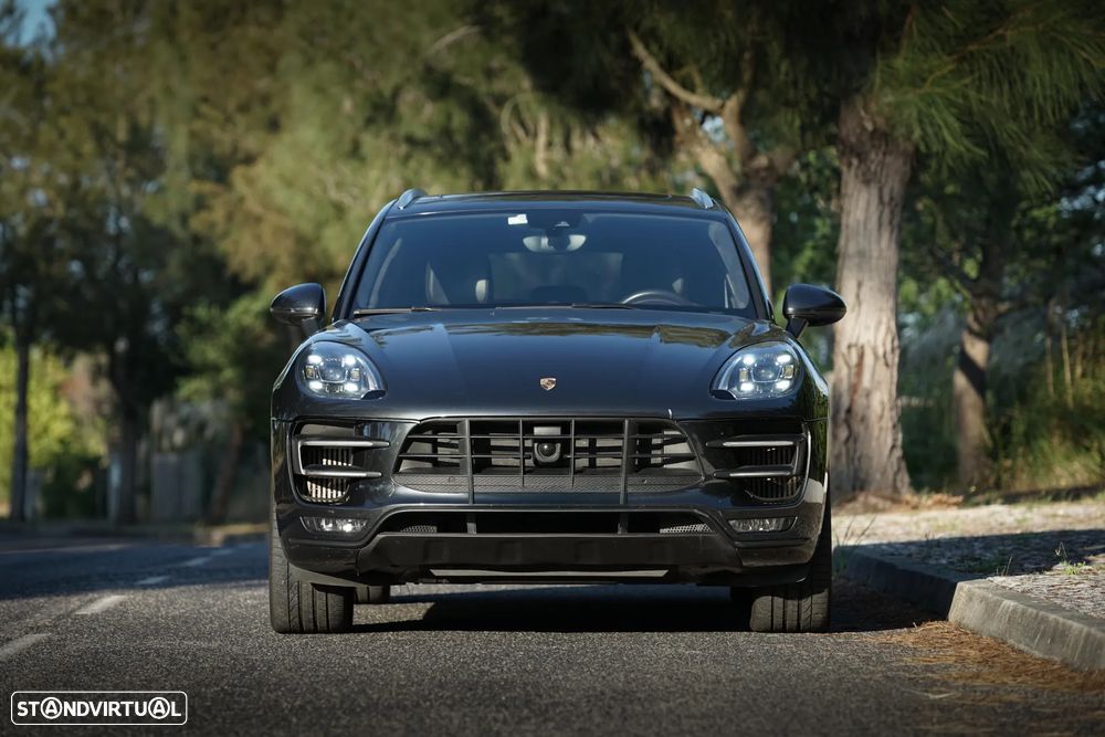 Porsche Macan Turbo Performance Package - 4