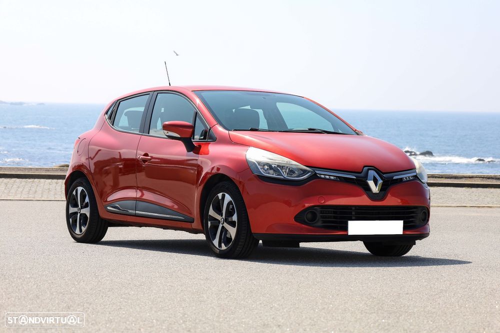 Renault Clio 2016 photo 2