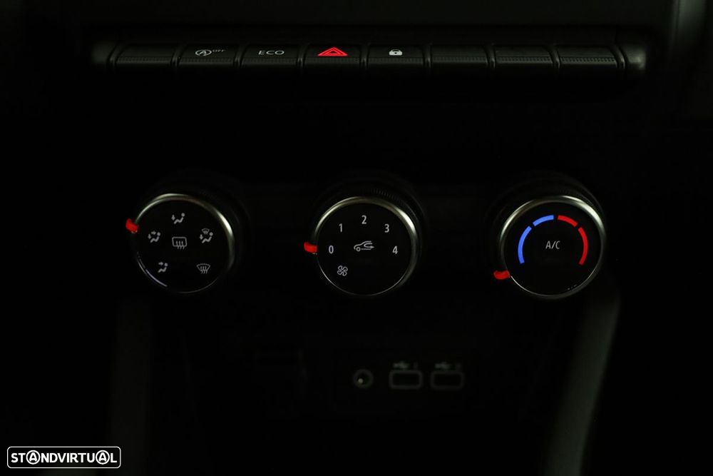 Renault Clio 1.0 TCe Evolution - 12