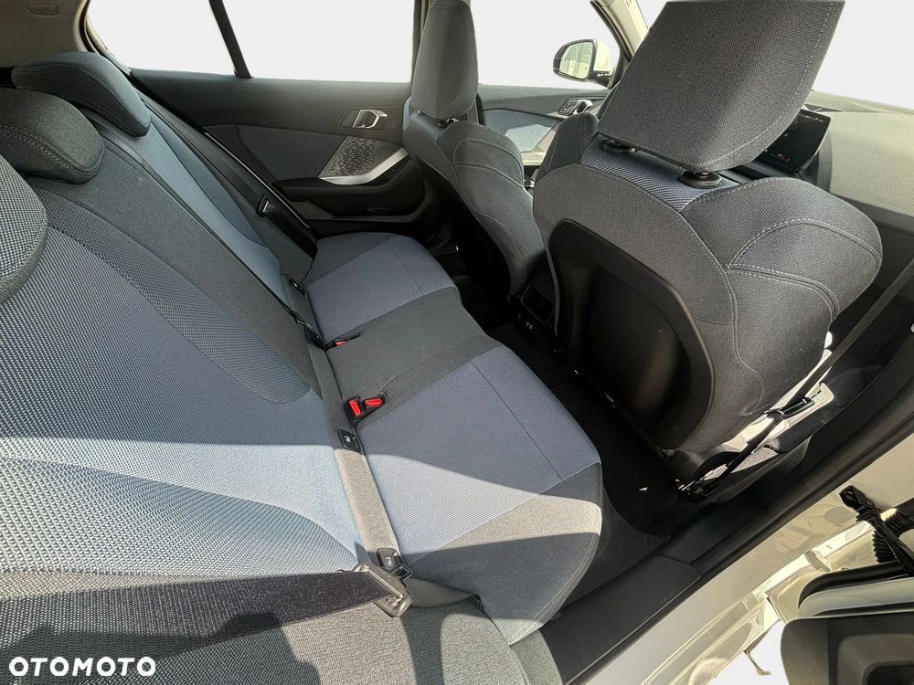 BMW Seria 1 - 16