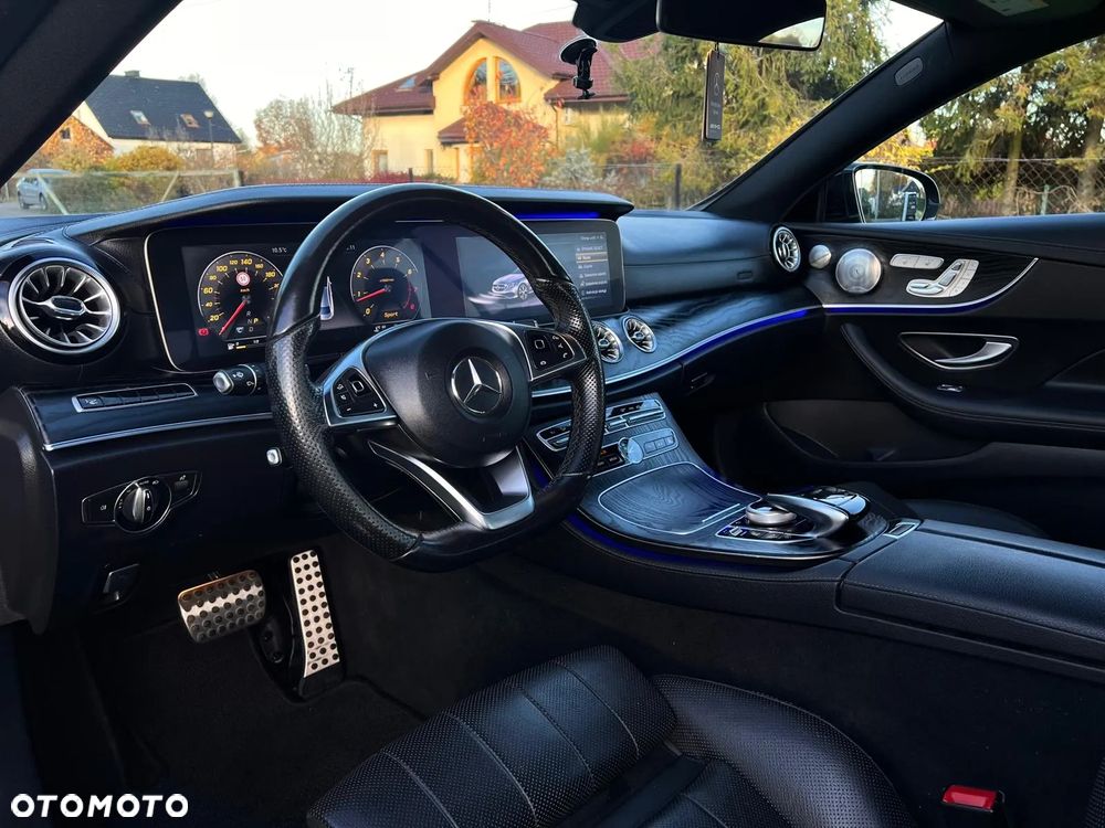 Mercedes-Benz Klasa E 300 Coupe 9G-TRONIC - 7