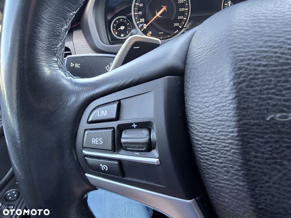 BMW X6 xDrive30d - 17