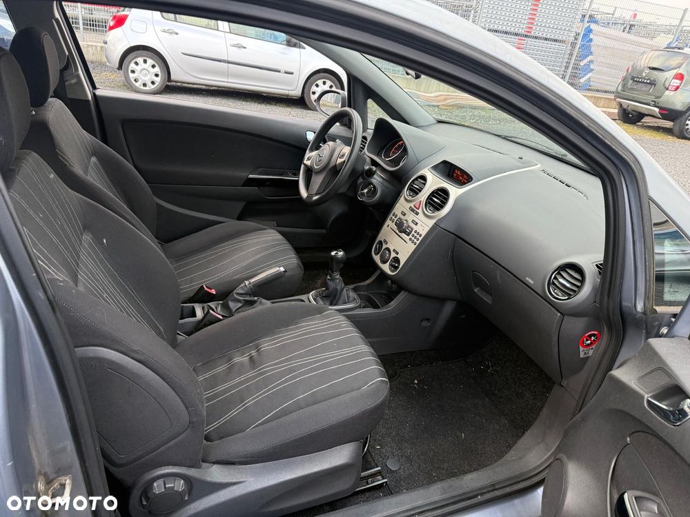 Opel Corsa 1.0 12V Edition / Active - 3
