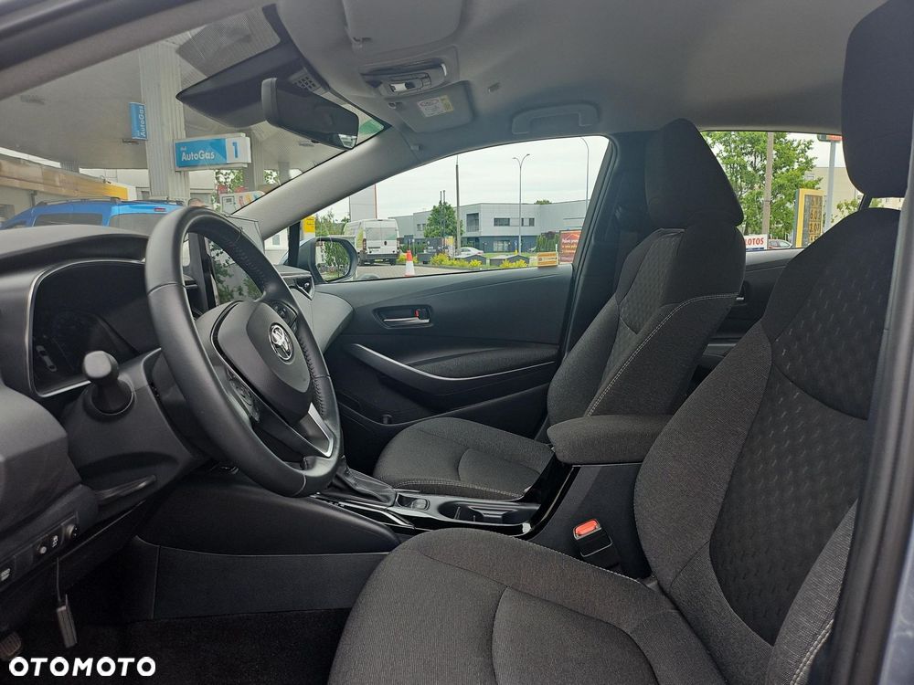 Toyota Corolla 1.8 Hybrid Comfort - 13