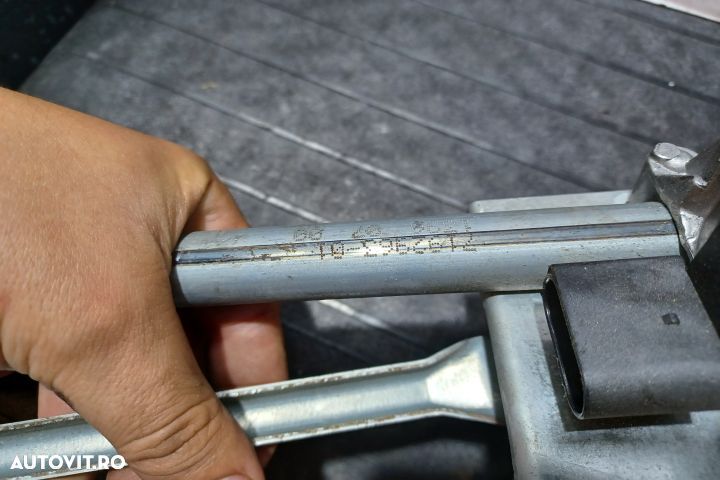 - Ansamblu stergatoare parbriz volan pe stanga 405121 405121 BMW Seri - 4