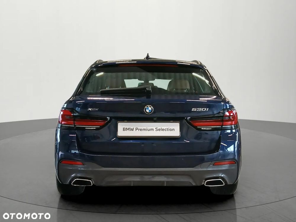 BMW Seria 5 530i mHEV M Sport sport - 27