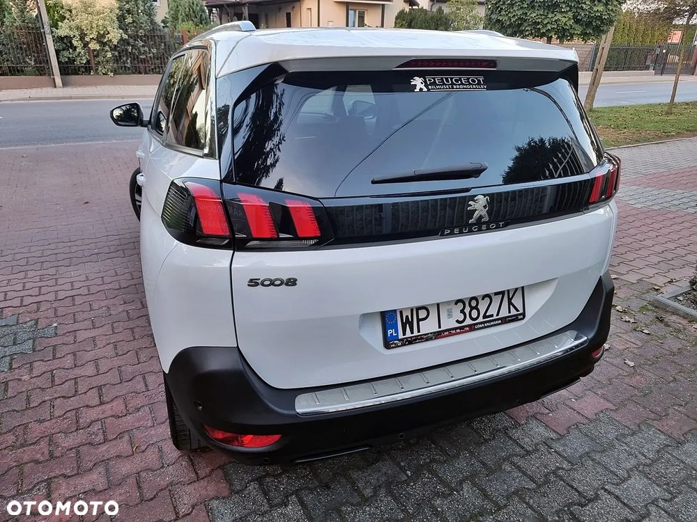 Peugeot 5008 HDI 150 Allure - 25
