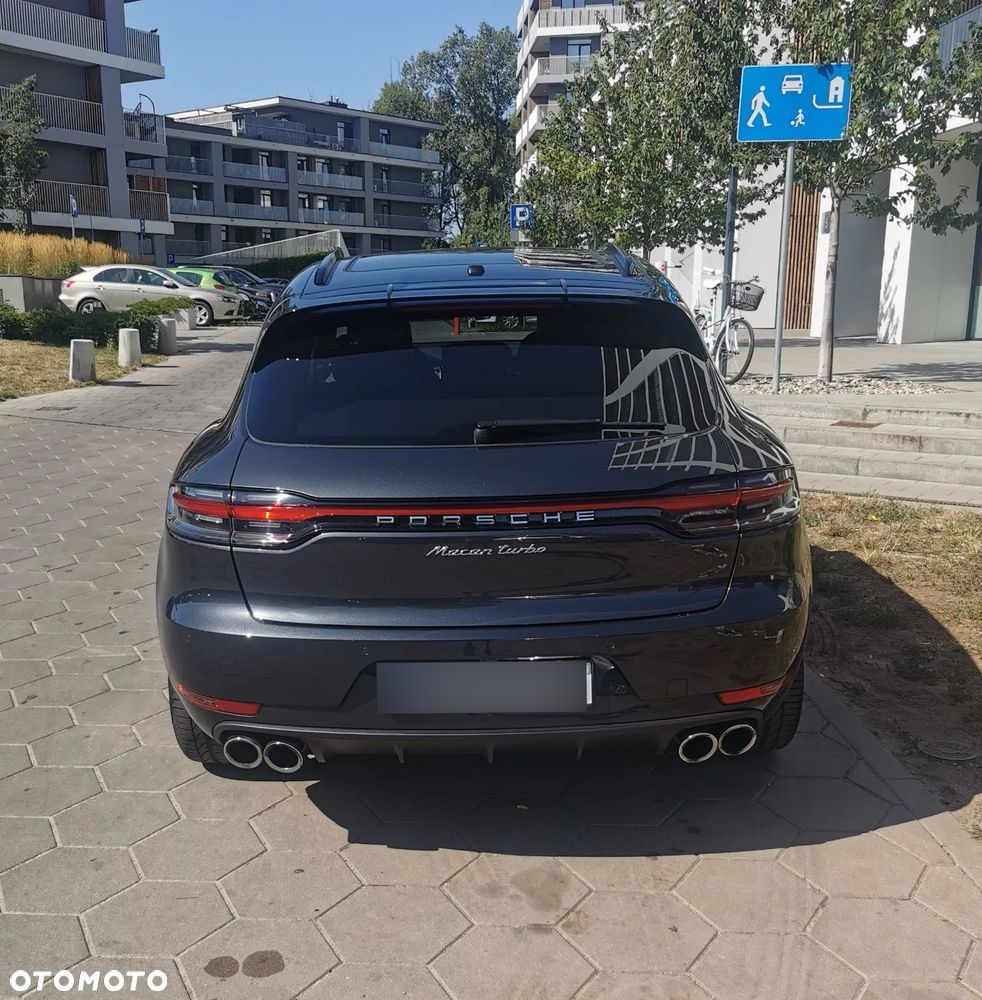 Porsche Macan Turbo - 6