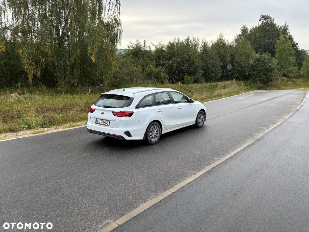 Kia Ceed - 3