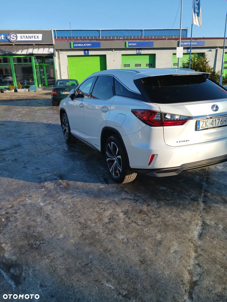 Lexus RX - 10