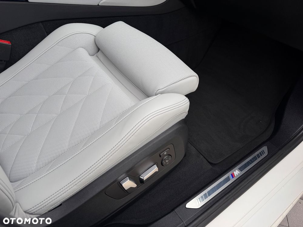 BMW X6 xDrive40d mHEV sport - 22