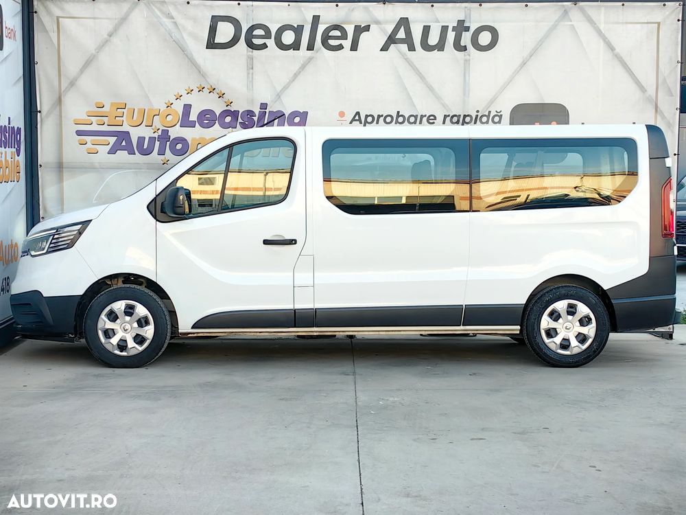 Renault Trafic 2.0 Blue dCi 110 S&S L2 8+1 Life - 10