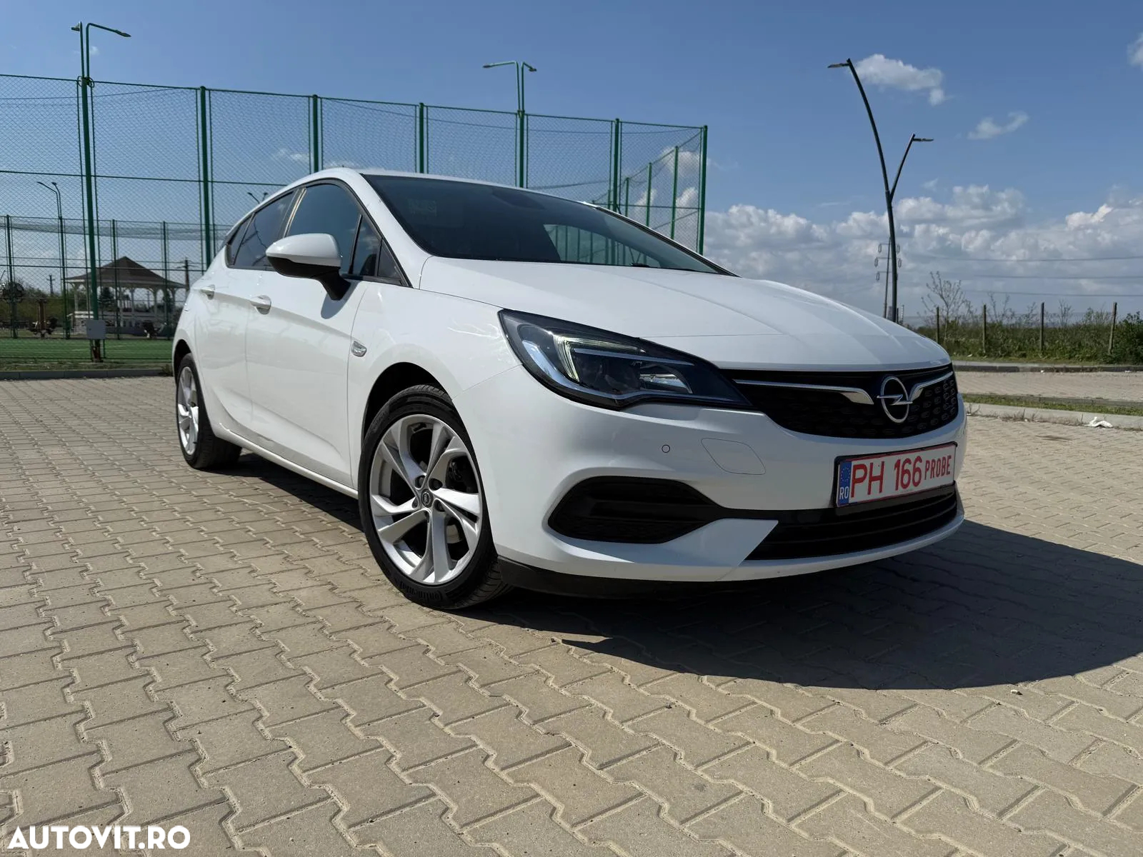 Opel Astra 1.5 D Start/Stop GS Line - 2
