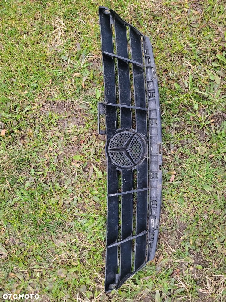 atrapa mercedes a klasa w169 - 2