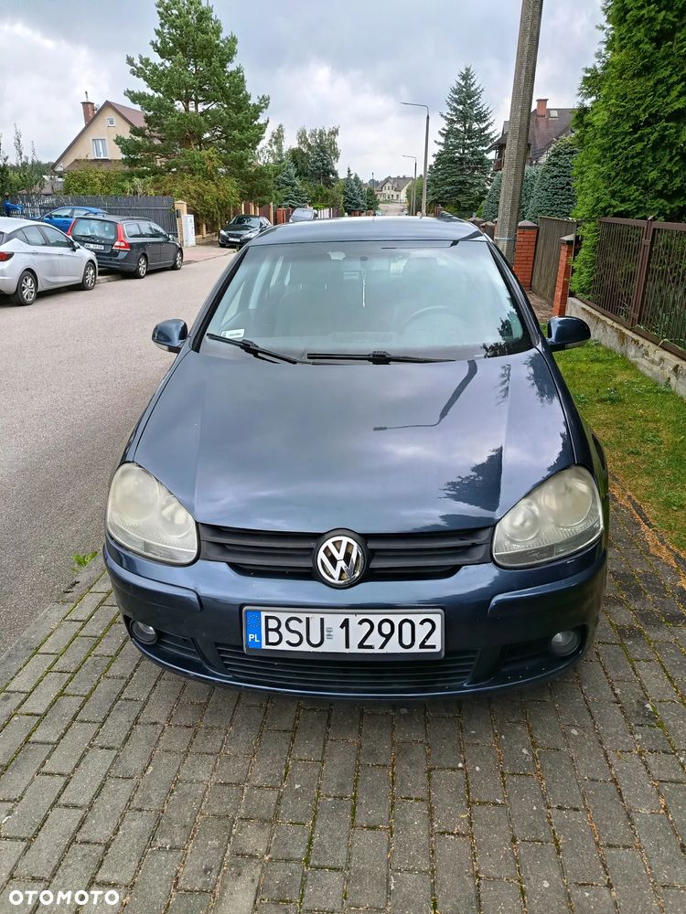 Volkswagen Golf - 1
