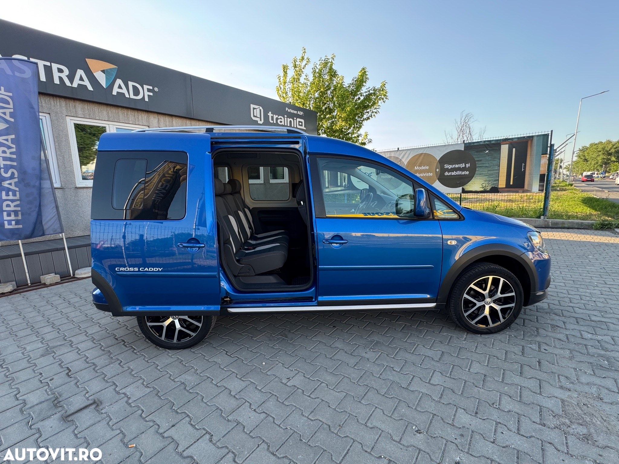 Volkswagen Caddy 2.0 TDI 4Motion Trendline - 30