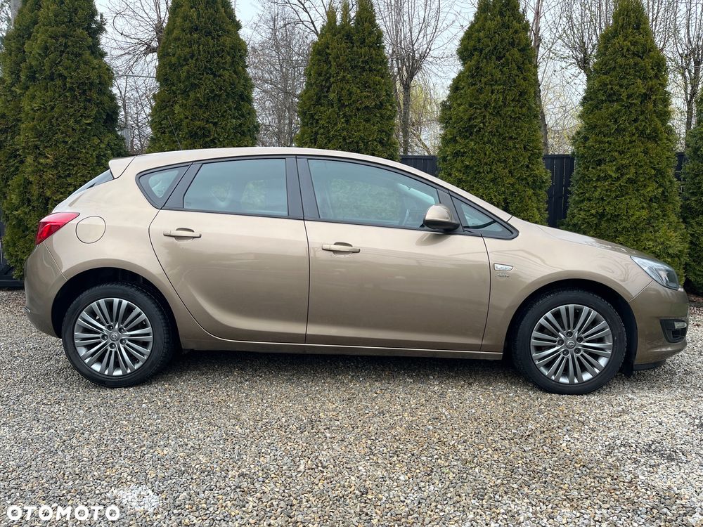 Opel Astra 1.7 CDTI DPF Active - 10