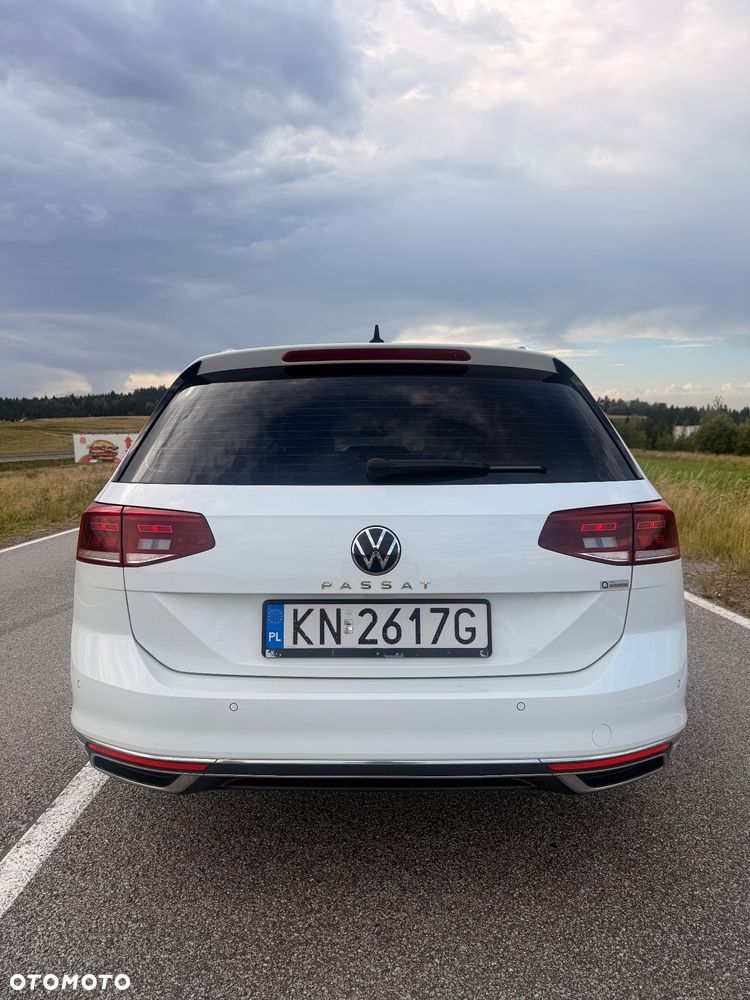 Volkswagen Passat 2.0 TDI EVO Elegance DSG - 5