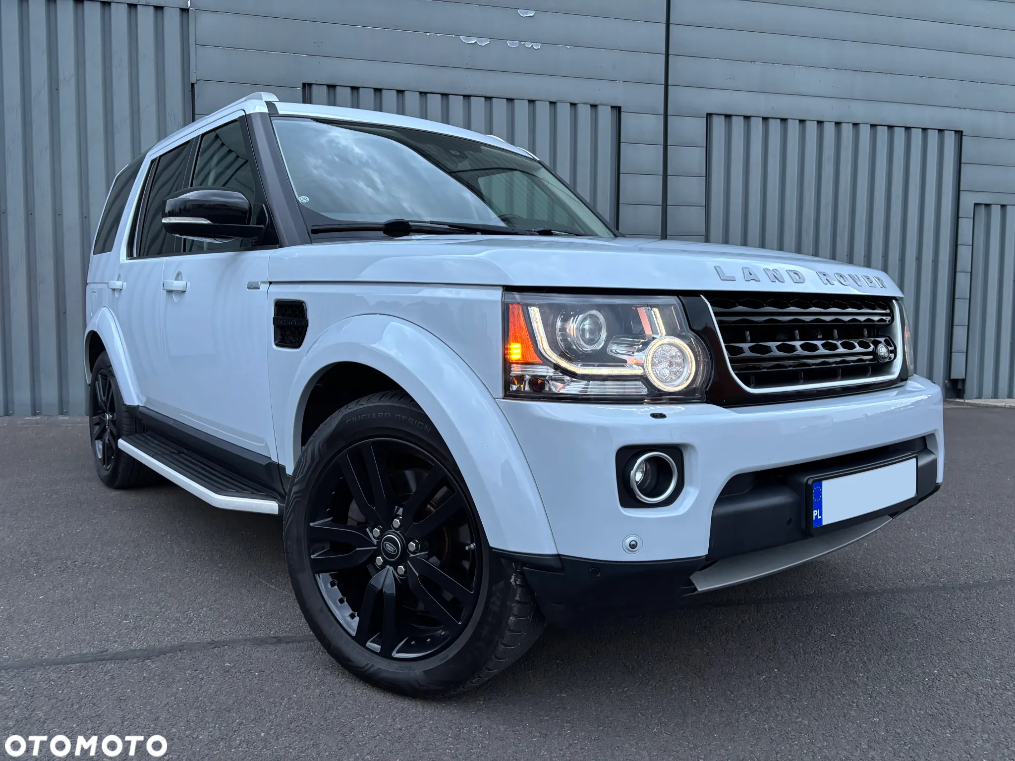 Land Rover Discovery IV 3.0 V6 SC Landmark - 11